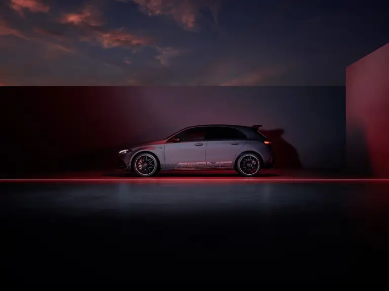 Nuova Mercedes-AMG A 45 S - Foto - 1