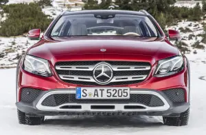 Nuova Mercedes-Benz Classe E 4MATIC All-Terrain - 1