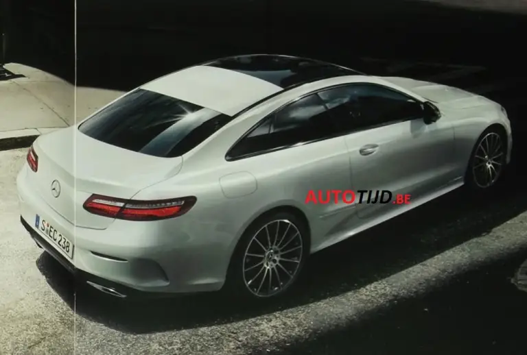 Nuova Mercedes Classe E Coupe - anticipazioni da una brochure - 2