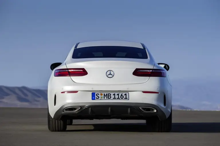 Nuova Mercedes Classe E Coupe - 24