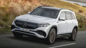 Nuova Mercedes EQB 2021