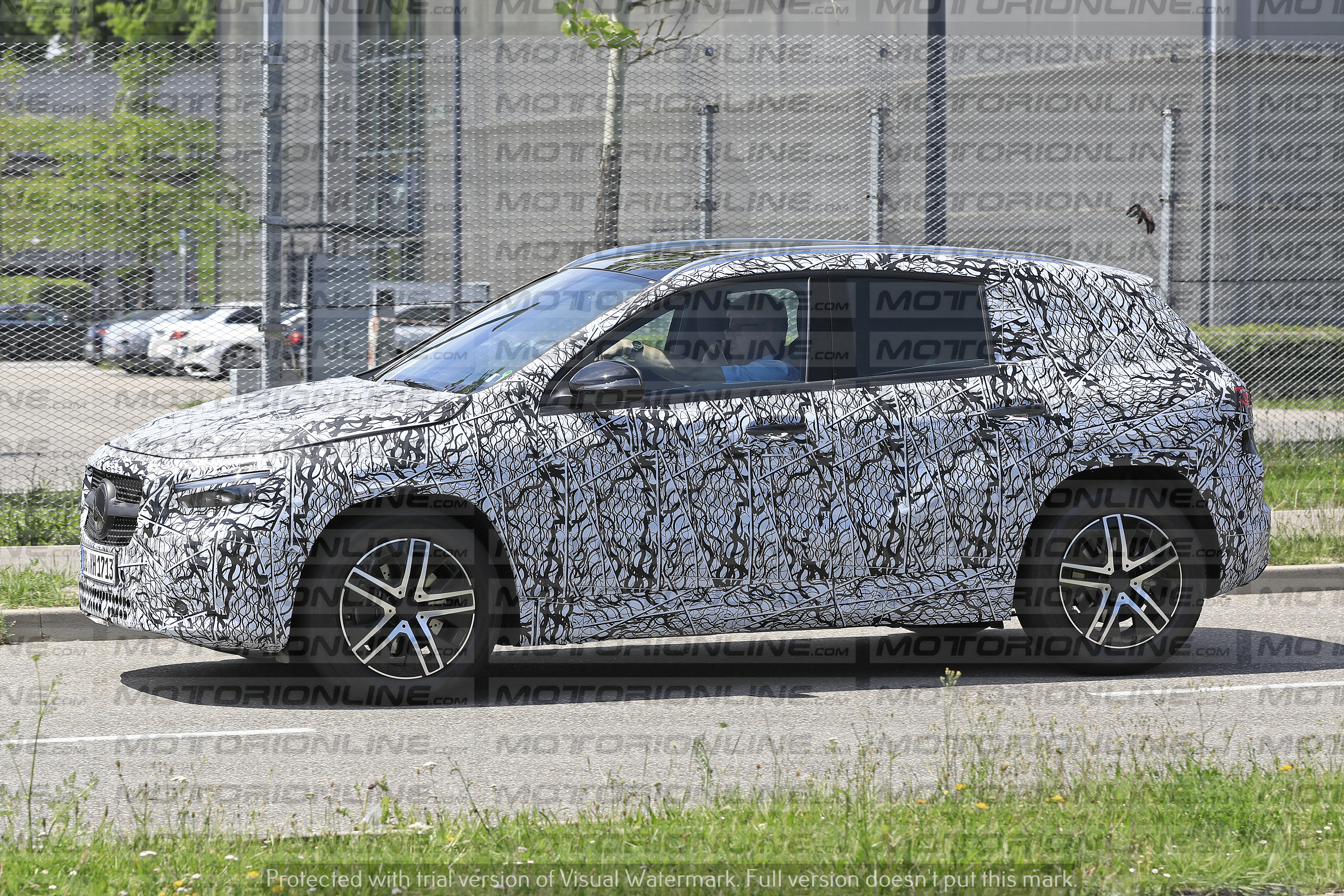 Nuova Mercedes GLA 2020 - foto spia