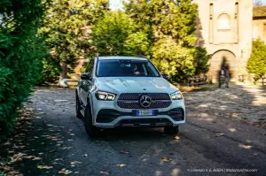 Nuova Mercedes GLE 300 d 4Matic - Prova su Strada - 78