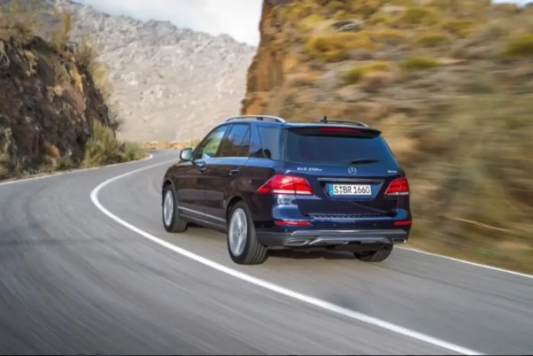 Nuova Mercedes GLE  - 2