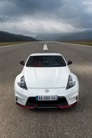 Nuova Nissan 370Z Nismo - 12