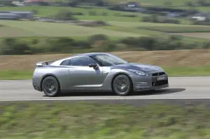 Nuova Nissan GT-R 2012 - 7