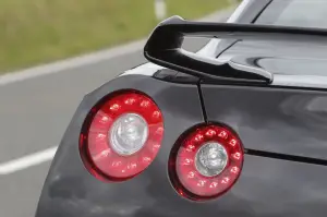 Nuova Nissan GT-R 2012 - 23