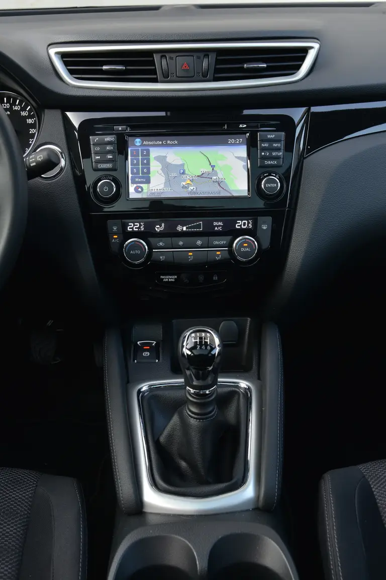 Nuova Nissan Qashqai DIG-T 163  - 24