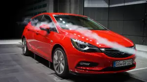 Nuova Opel Astra - 4