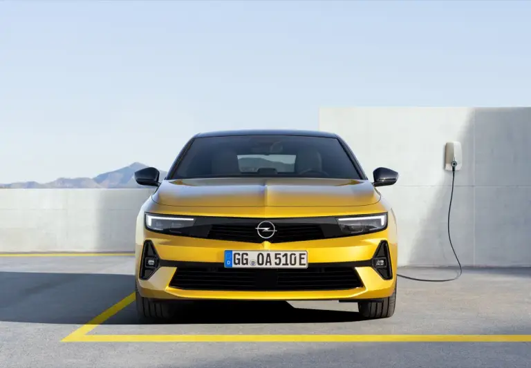 Nuova Opel Astra 2022 - Foto Ufficiali  - 3