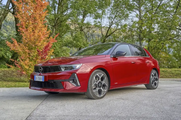Nuova Opel Astra Chaise Longue LC4 - Foto - 6