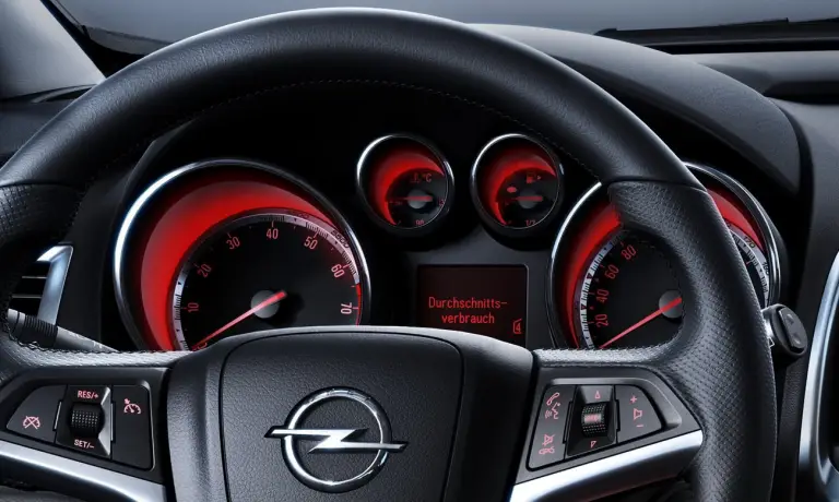 Nuova Opel Astra - 4