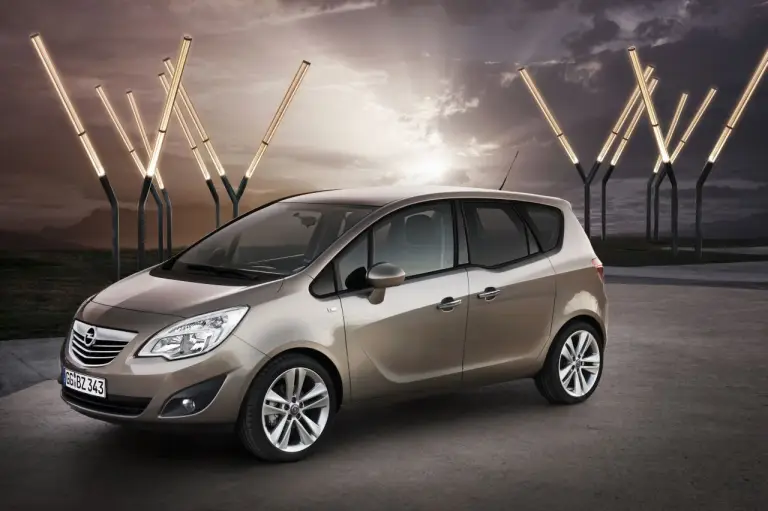 Nuova Opel Meriva: tutte le foto - 112