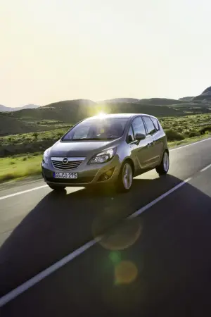 Nuova Opel Meriva: tutte le foto