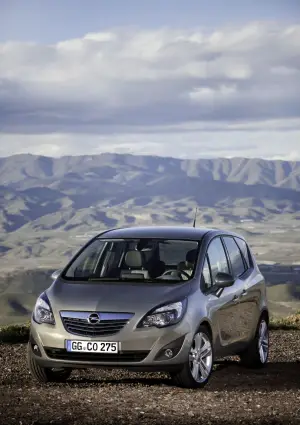 Nuova Opel Meriva: tutte le foto