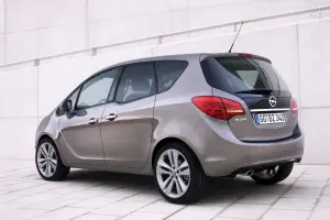 Nuova Opel Meriva - 13