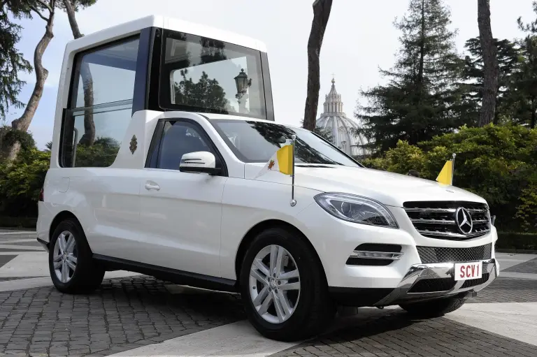 Nuova Papamobile Mercedes - 5