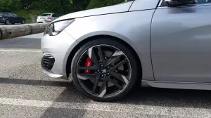 Nuova Peugeot 308 Gti foto spia - 2