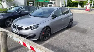 Nuova Peugeot 308 Gti foto spia - 5