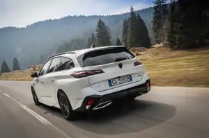 Nuova Peugeot 308 - sulle orme della Type 3 - 5