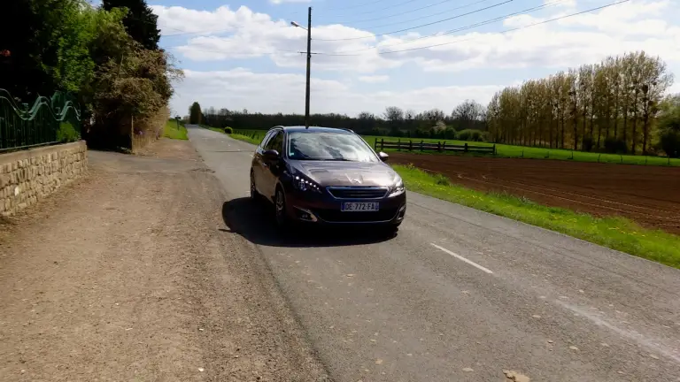 Nuova Peugeot 308 SW - Primo Contatto - 13