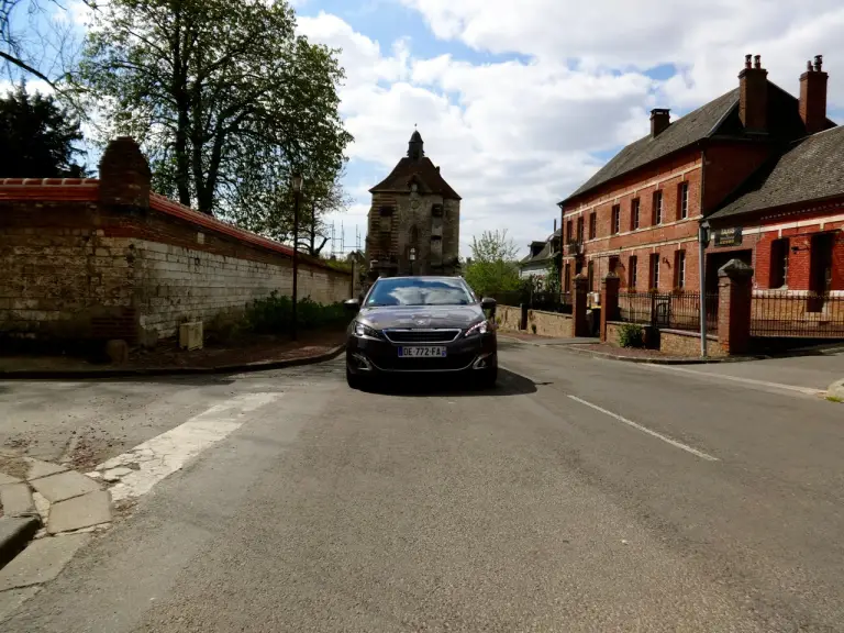 Nuova Peugeot 308 SW - Primo Contatto - 25