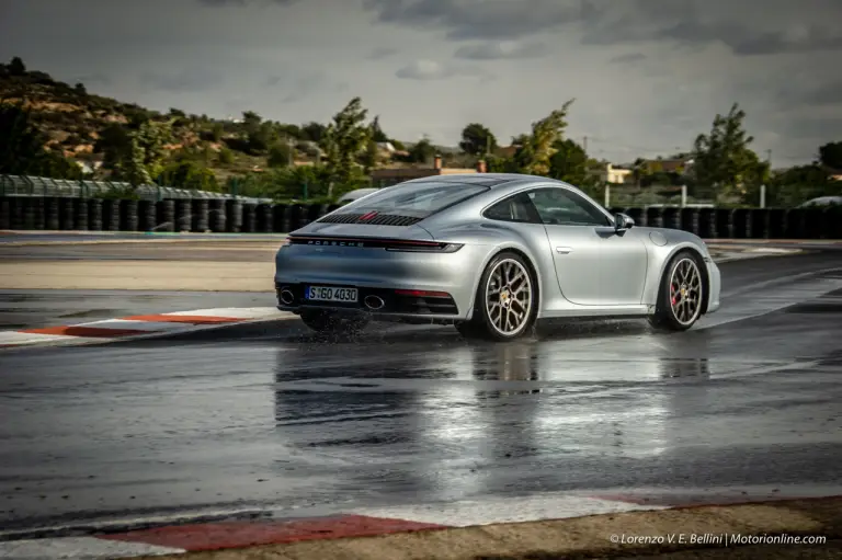 Nuova Porsche 911 992 - Test Drive in Anteprima - 9