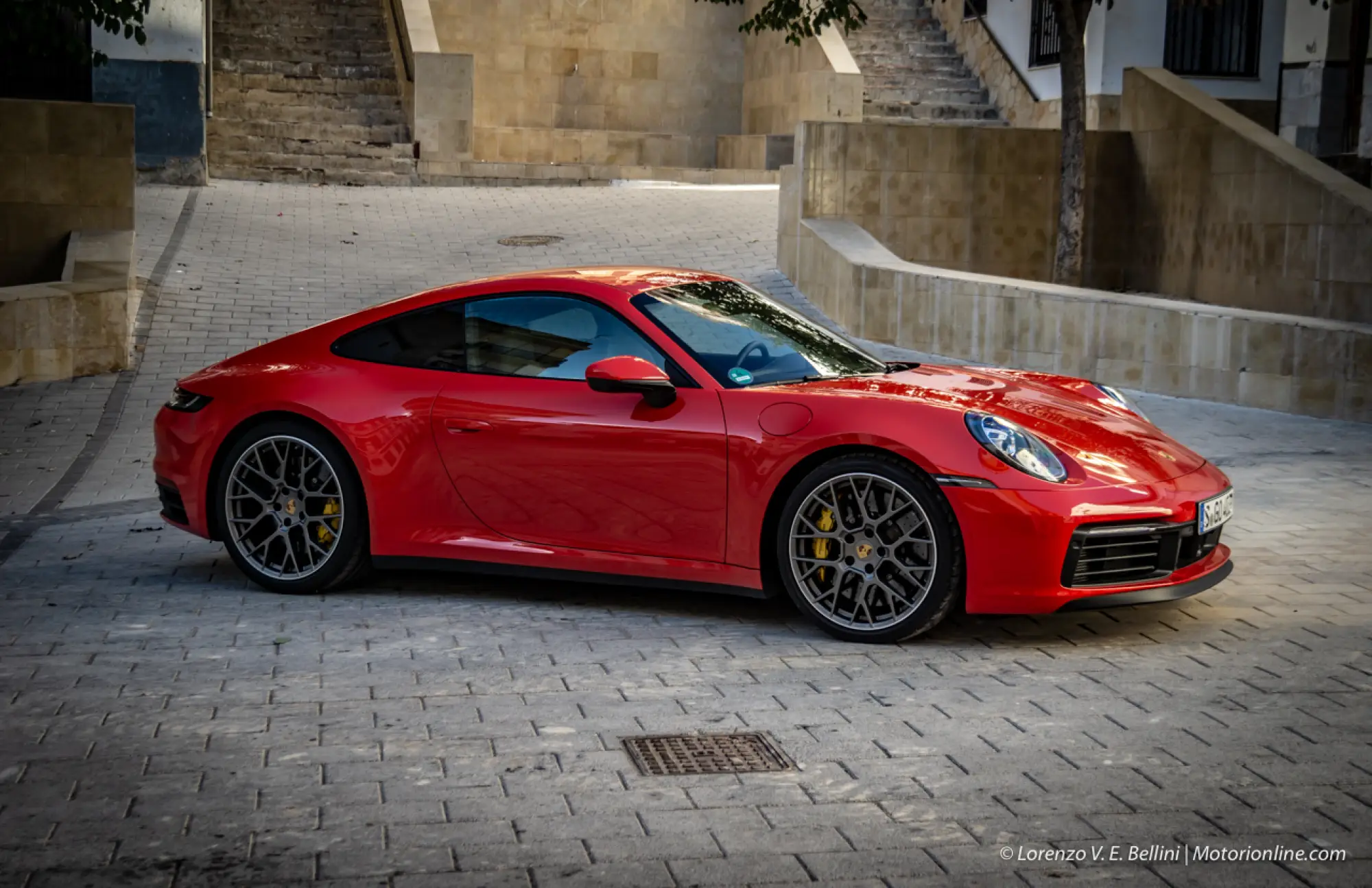 Nuova Porsche 911 992 - Test Drive in Anteprima - 11