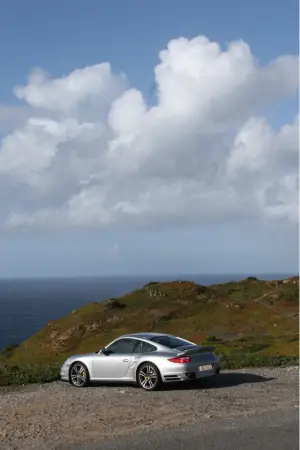 Nuova Porsche 911 Turbo - 4