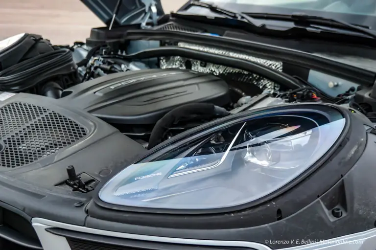 Nuova Porsche Macan 2019 - Prova su Strada - 34
