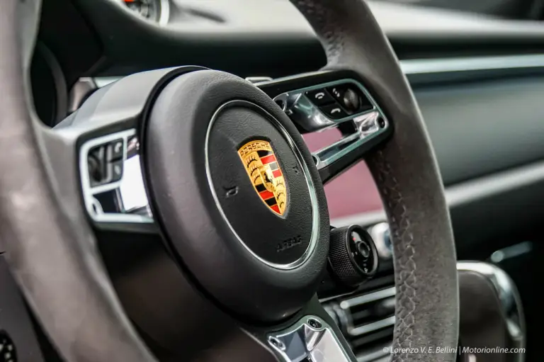 Nuova Porsche Macan 2019 - Prova su Strada - 36