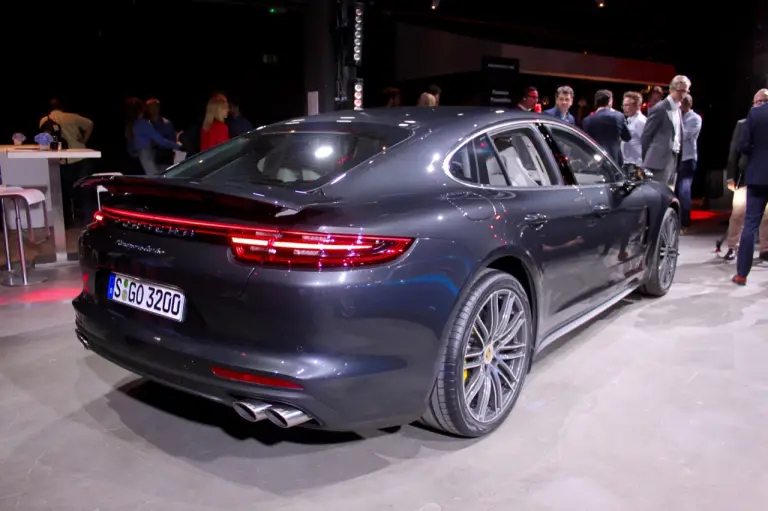 Nuova Porsche Panamera - Presentazione a Berlino - 46