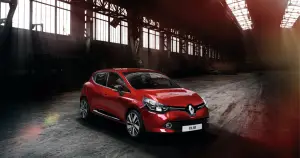Nuova Renault Clio - The Waiting