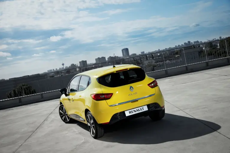 Nuova Renault Clio - The Waiting - 52