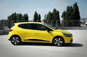 Nuova Renault Clio - The Waiting