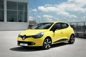 Nuova Renault Clio - The Waiting