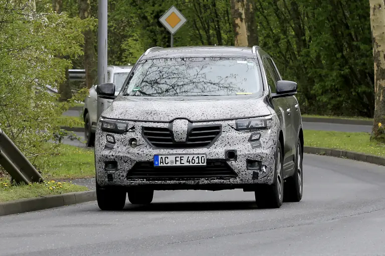 Nuova Renault Koleos 2019 - il restyling è servito - 10