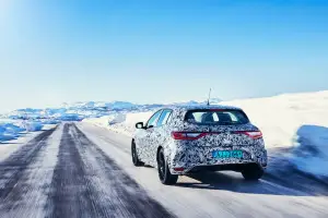 Nuova Renault Megane RS foto 14 Giugno 2017 - 3