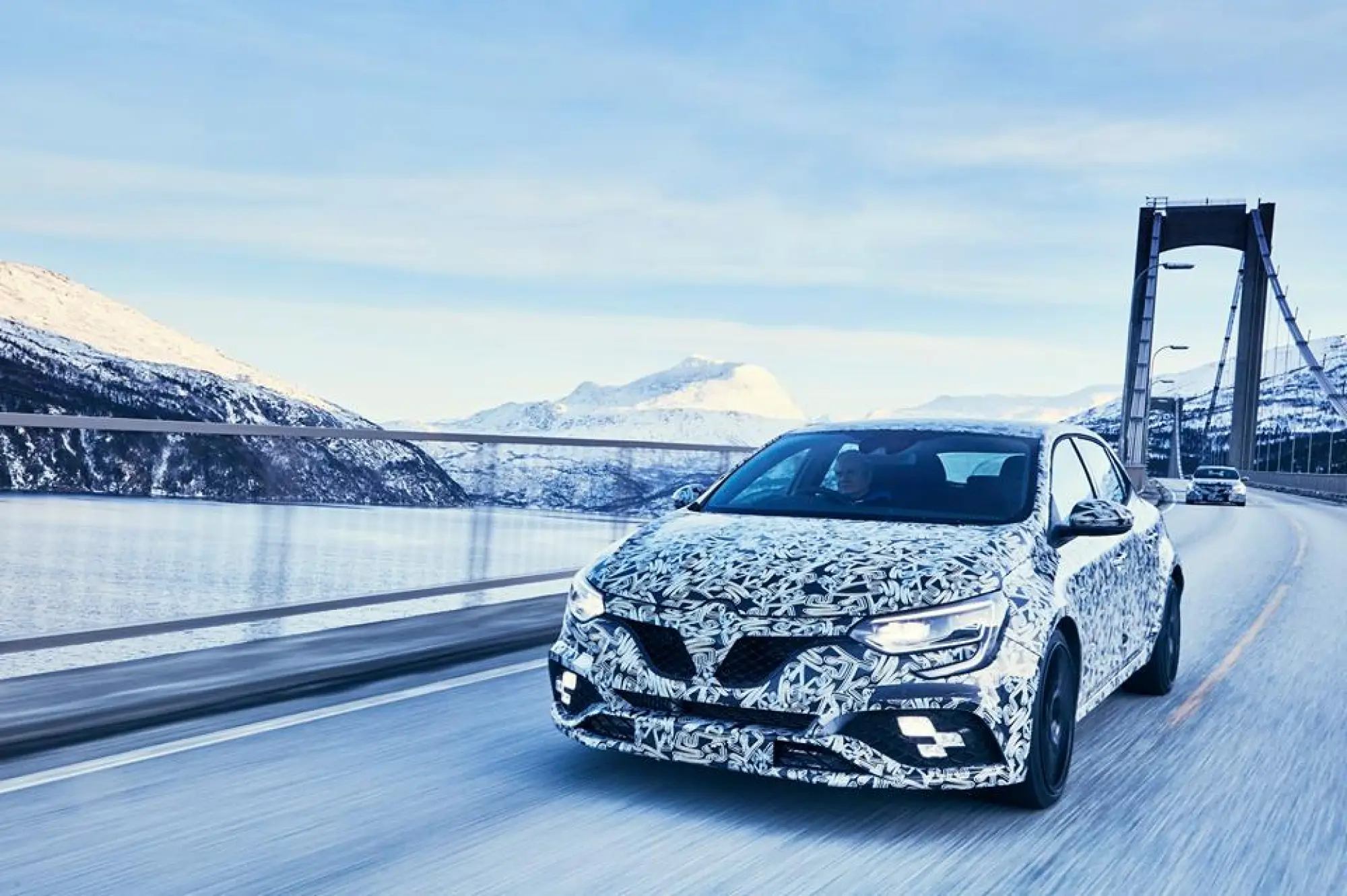 Nuova Renault Megane RS foto 14 Giugno 2017 - 5