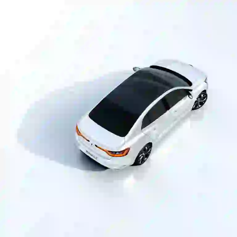 Nuova Renault Megane Sedan  - 5