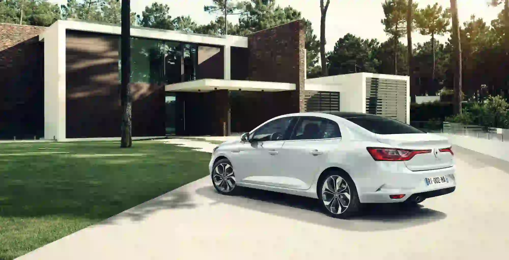 Nuova Renault Megane Sedan  - 19