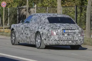 Nuova Rolls Royce Phantom MY 2018 foto spia 4 novembre 2016