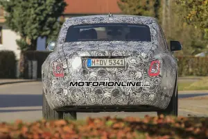 Nuova Rolls Royce Phantom MY 2018 foto spia 4 novembre 2016