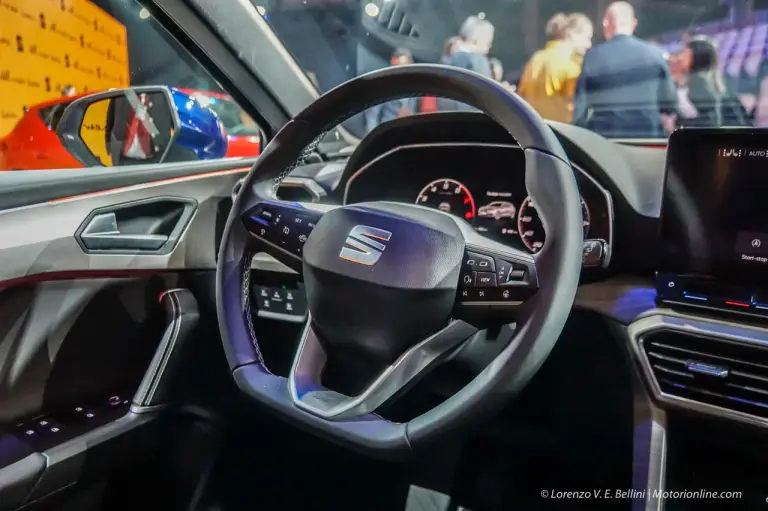 Nuova Seat Leon 2020 - Foto LIVE dal debutto - 27