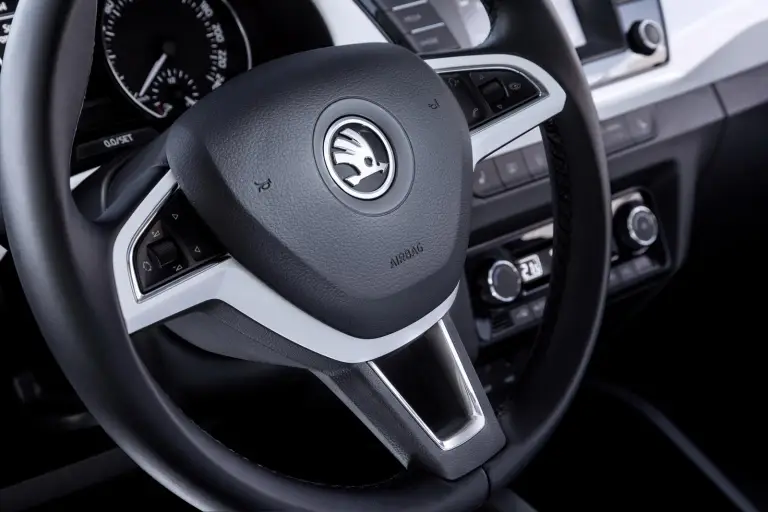 Nuova SKODA FABIA 2015 - 8