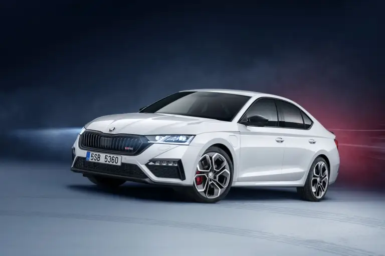 Nuova Skoda Octavia RS iV - Salone di Ginevra 2020 - 5