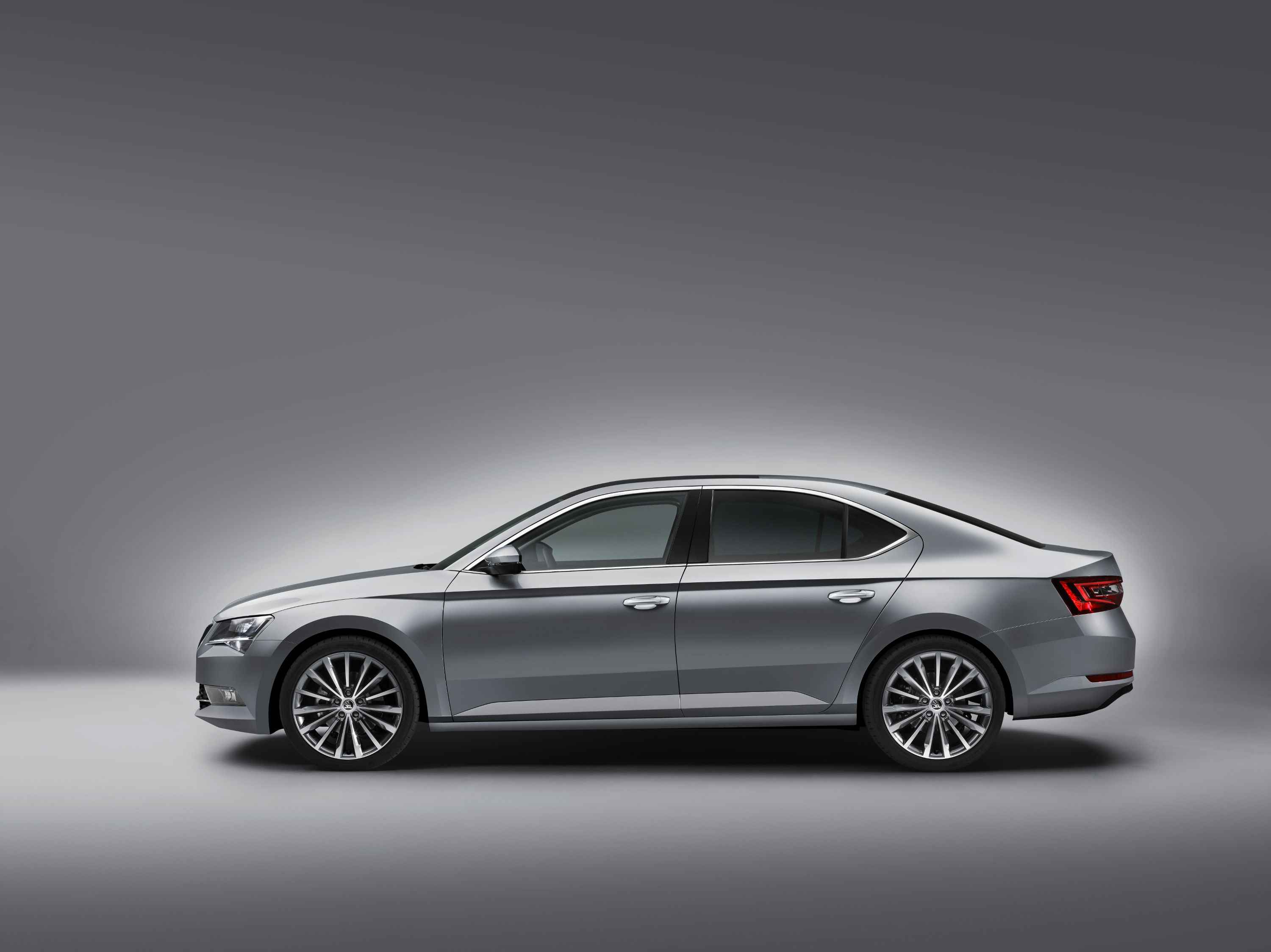 Nuova Skoda Superb 27.4.2015
