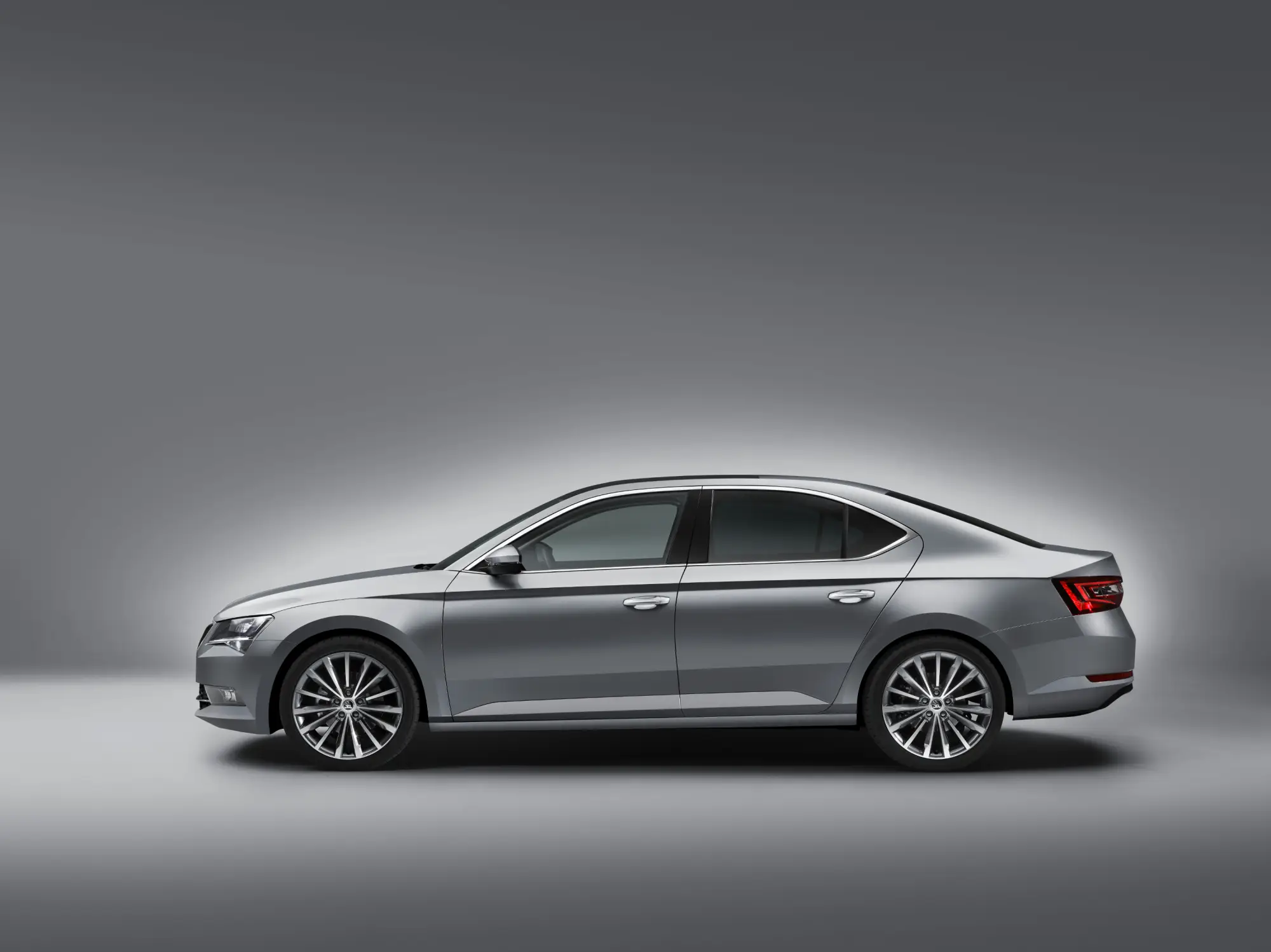 Nuova Skoda Superb 27.4.2015 - 1