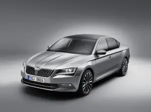 Nuova Skoda Superb 27.4.2015