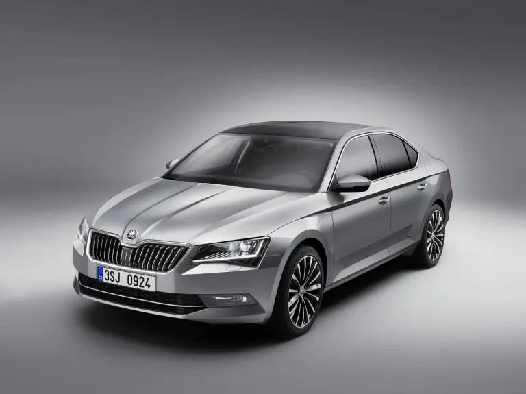 Nuova Skoda Superb 27.4.2015 - 6